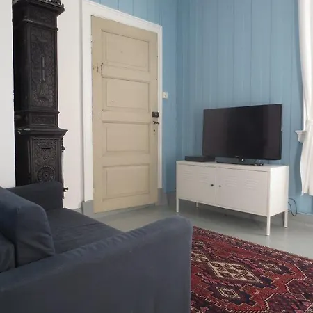 The Old Jailhouse Hostel